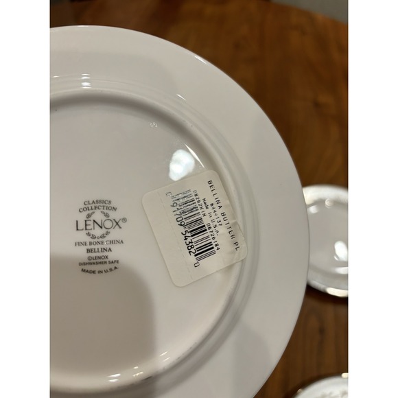 LENOX BELLINA  - PLATINUM TRIM‎ - BREAD & BUTTER PLATE 6 1/4"  - 4 Available - Picture 4 of 4